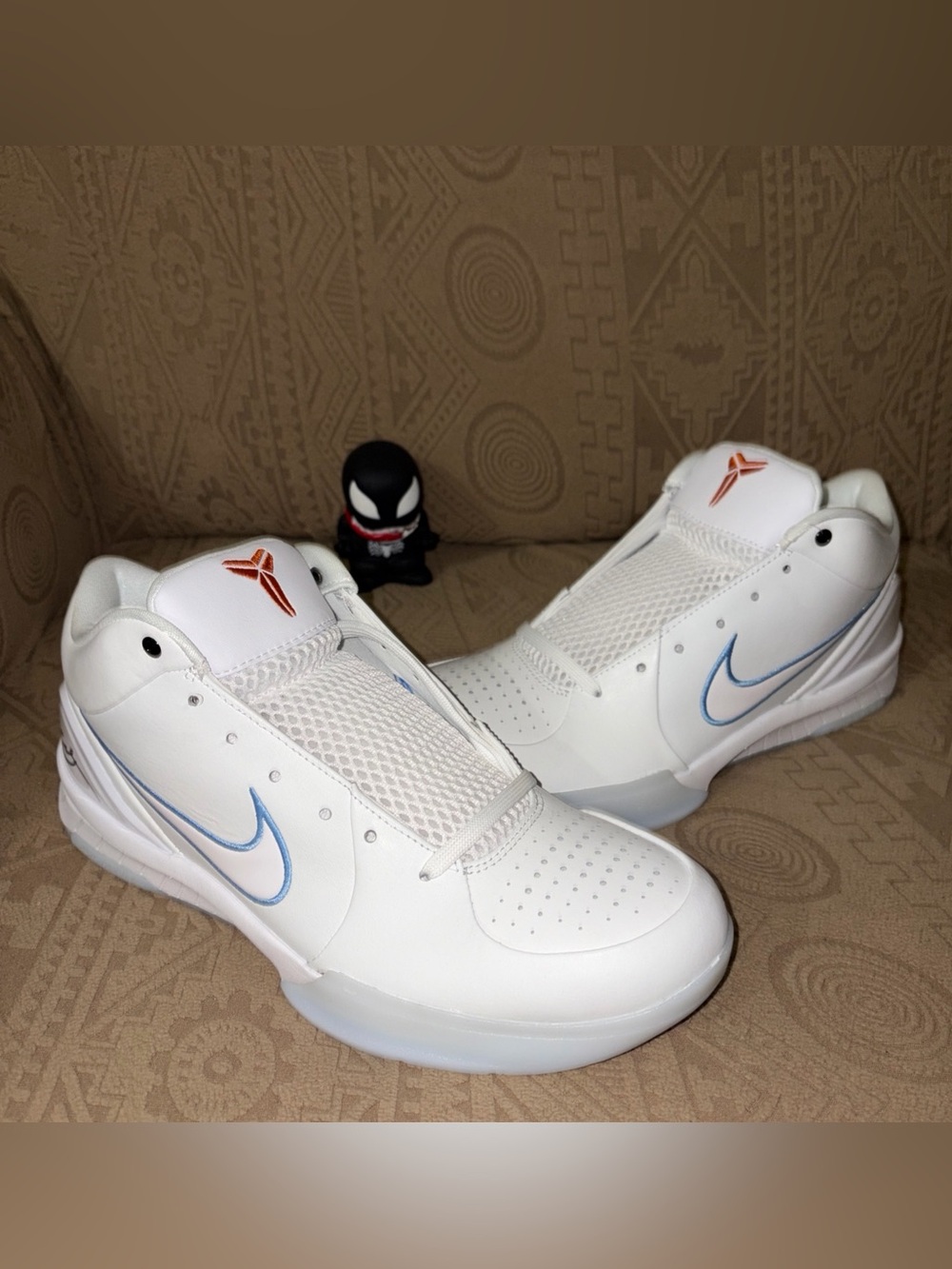 Nike Kobe 4 Draft Day Pack ‘Cleveland Cavaliers’ Mens Size 10